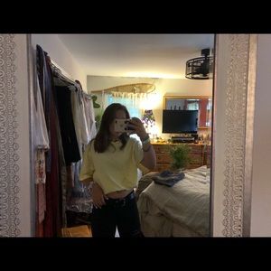 Meet your Posher, Flora